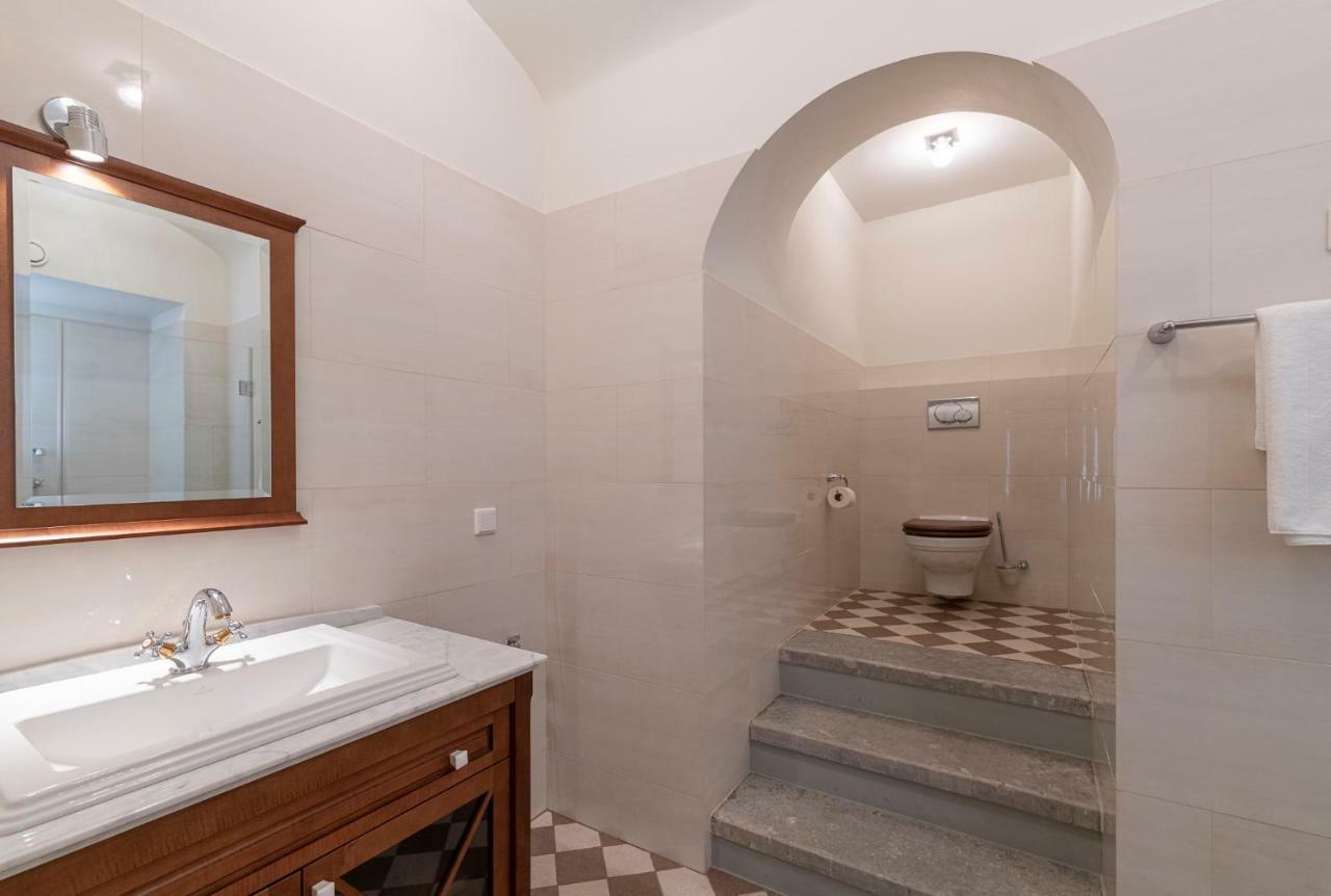 Tallinn Housing 2 Bdr 2 Bathroom With Sauna At Carl Engel Luxury House エクステリア 写真